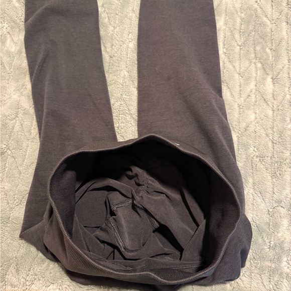 Alphalete Amplify Leggings - Picture 7 of 12